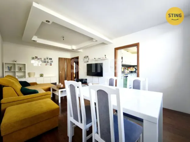 Prodej bytu 4+1, Velké Meziříčí, Bezděkov, 89 m2