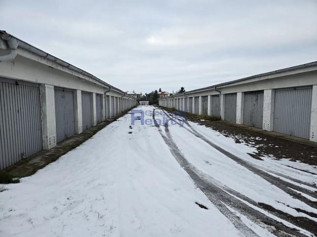 Prodej garáže, Hradec Králové, 17 m2