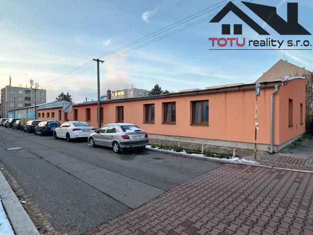 Prodej pozemku pro bydlení, Pardubice, V Ráji, 3530 m2