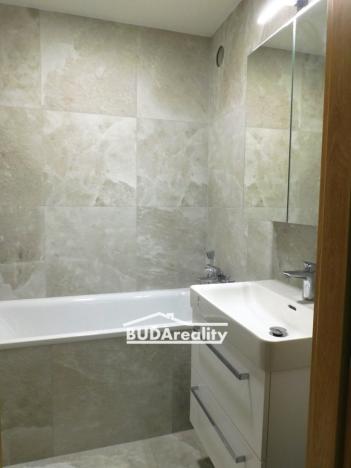 Pronájem bytu 3+1, Zlín, Luční, 76 m2