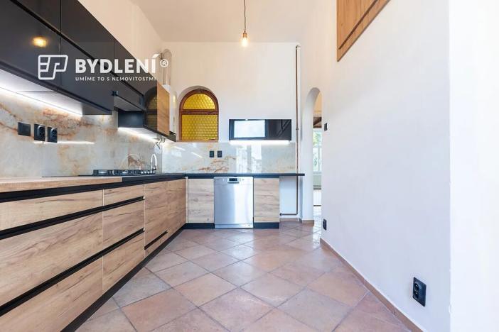 Pronájem bytu 3+1, Teplice, Novákova, 85 m2