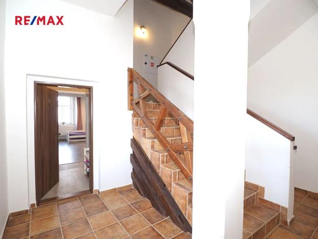 Prodej bytu 1+kk, Kounov, 30 m2