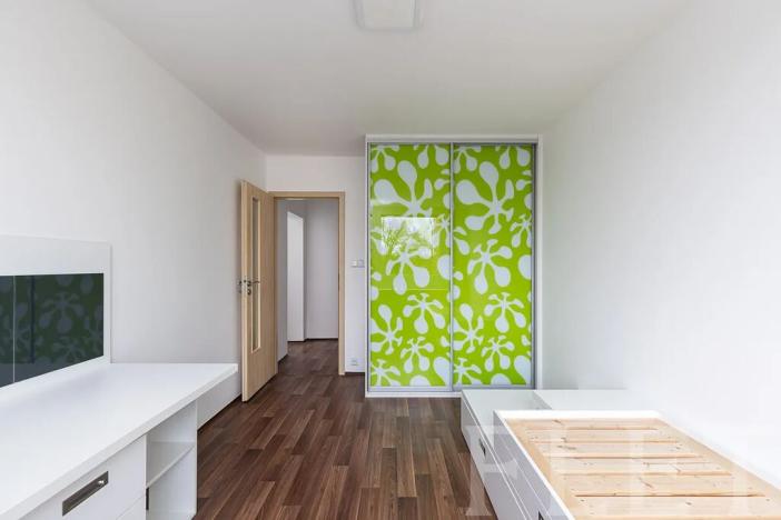 Pronájem bytu 4+kk, Praha - Modřany, Barunčina, 96 m2