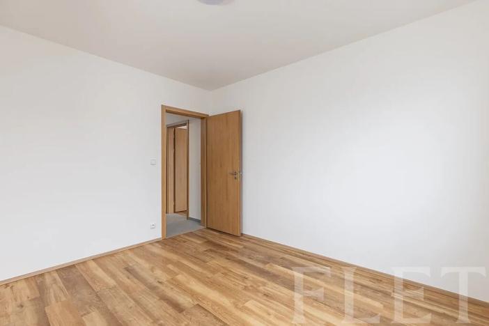 Pronájem bytu 2+kk, Praha - Prosek, Čakovická, 55 m2