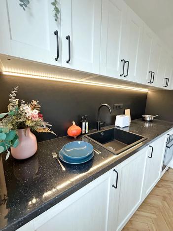 Pronájem bytu 1+kk, Praha - Strašnice, Sečská, 17 m2