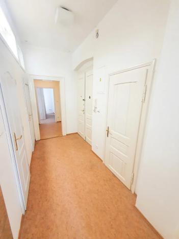 Pronájem bytu 2+kk, Praha - Žižkov, Roháčova, 51 m2