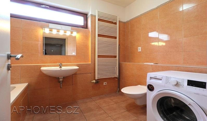 Pronájem bytu 2+kk, Praha - Holešovice, Jankovcova, 60 m2