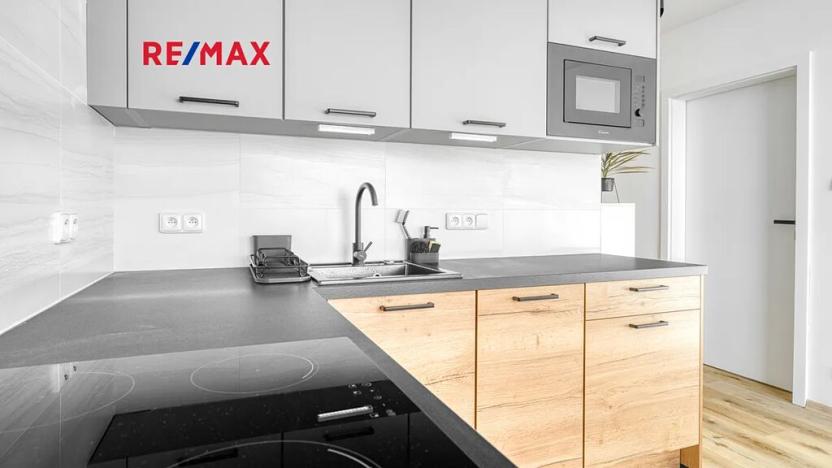 Pronájem bytu 2+1, Stráž pod Ralskem, Jižní, 54 m2