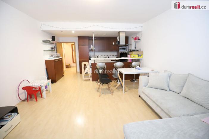 Pronájem bytu 2+kk, Karlovy Vary - Stará Role, Nejdlova, 74 m2