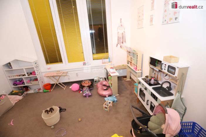 Pronájem bytu 2+kk, Karlovy Vary - Stará Role, Nejdlova, 74 m2