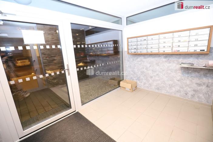 Pronájem bytu 2+kk, Karlovy Vary - Stará Role, Nejdlova, 74 m2