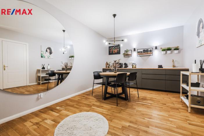 Prodej bytu 1+kk, Praha - Vinohrady, Rubešova, 36 m2