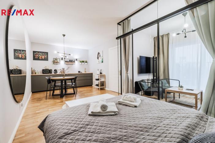 Prodej bytu 1+kk, Praha - Vinohrady, Rubešova, 36 m2