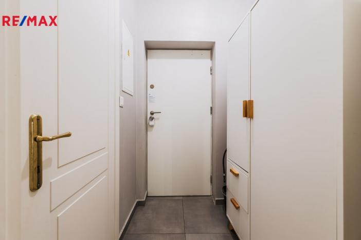 Prodej bytu 1+kk, Praha - Vinohrady, Rubešova, 36 m2