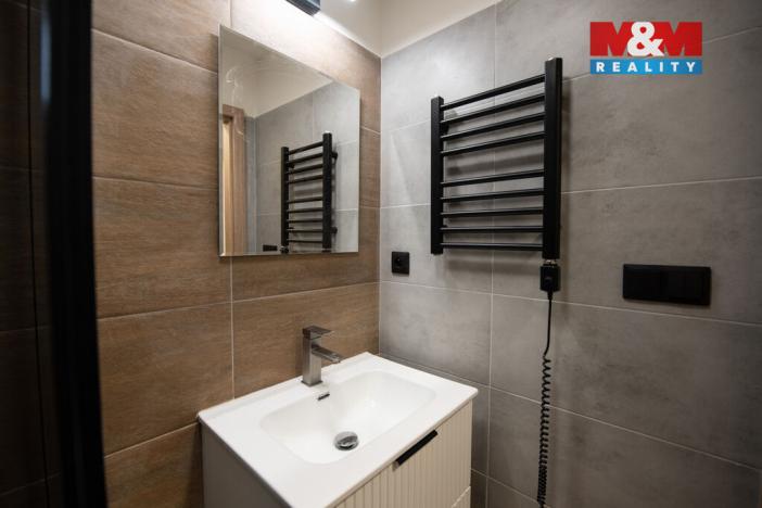 Pronájem bytu 1+kk, Pardubice - Svítkov, U Trojice, 24 m2