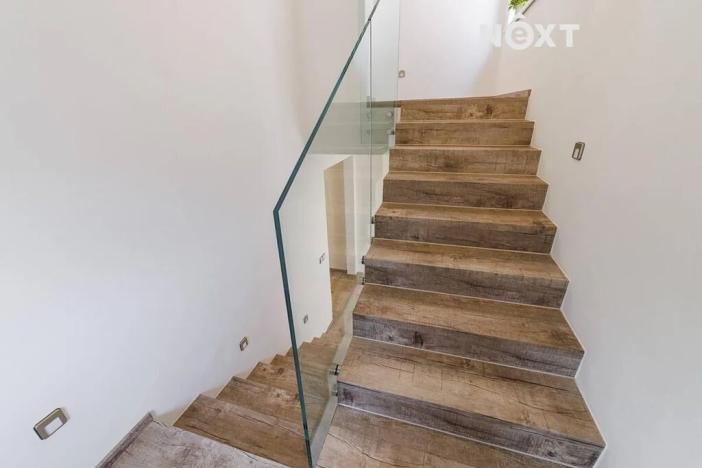 Prodej rodinného domu, Pardubice, Národních hrdinů, 197 m2