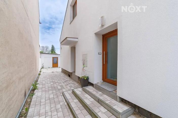 Prodej rodinného domu, Pardubice, Národních hrdinů, 197 m2