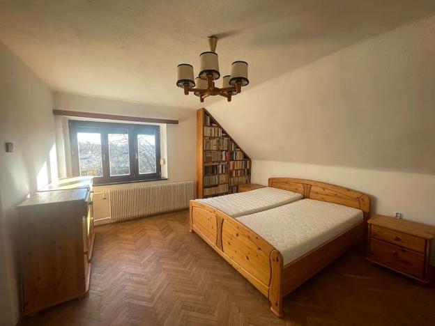 Pronájem rodinného domu, Zvole, 260 m2