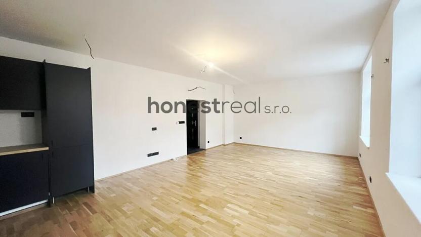 Prodej bytu 2+kk, Brno, Slovinská, 123 m2