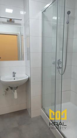 Pronájem bytu 2+kk, Praha - Smíchov, Nádražní, 52 m2