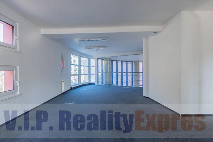 Pronájem kanceláře, Praha - Libeň, Podvinný mlýn, 600 m2