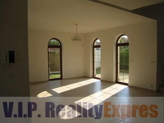 Pronájem vily, Praha, Nebušická, 270 m2