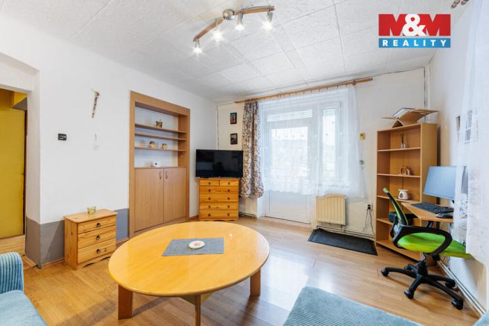 Prodej bytu 2+1, Karlovy Vary - Bohatice, Na Výšině, 45 m2