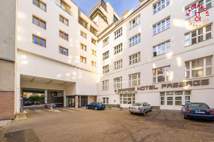 Prodej obchodního prostoru, Brno, Lidická, 172 m2