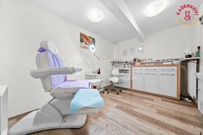 Prodej obchodního prostoru, Brno, Lidická, 172 m2