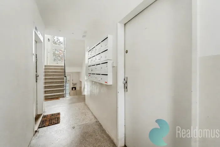 Prodej bytu 2+kk, Praha - Žižkov, U kněžské louky, 43 m2