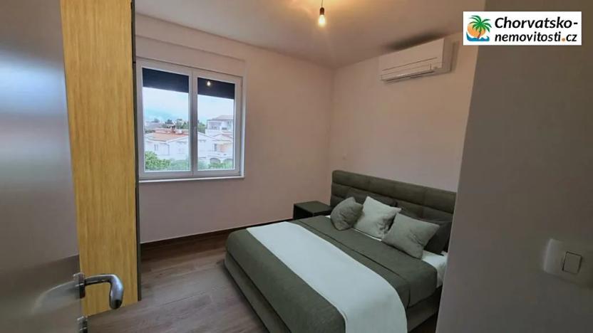 Prodej rodinného domu, Novalja, Chorvatsko, 111 m2