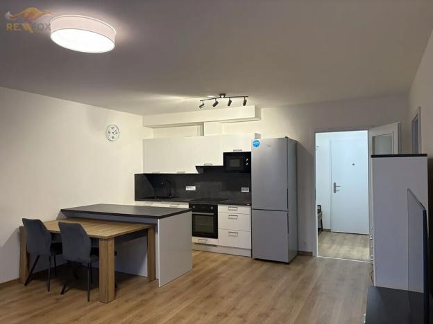 Pronájem bytu 2+kk, Praha - Vysočany, Oktábcových, 60 m2