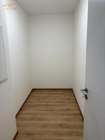 Pronájem bytu 2+kk, Praha - Vysočany, Oktábcových, 60 m2