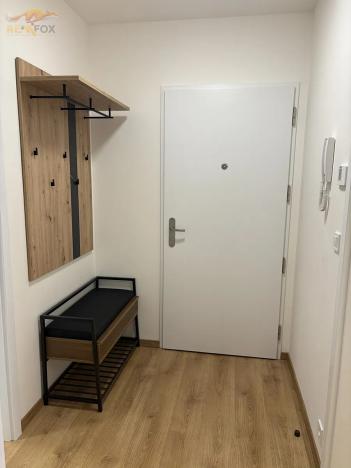 Pronájem bytu 2+kk, Praha - Vysočany, Oktábcových, 60 m2