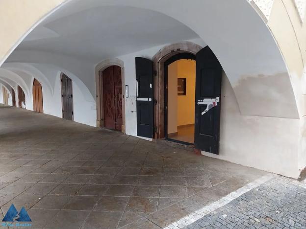 Pronájem obchodního prostoru, Hostinné, Náměstí, 45 m2