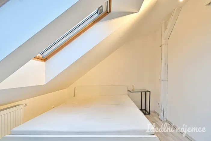 Pronájem bytu 2+kk, Brno - Židenice, Slevačská, 40 m2