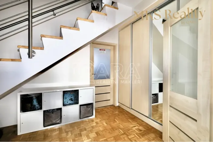 Prodej bytu 4+kk, Praha, V Štíhlách, 80 m2