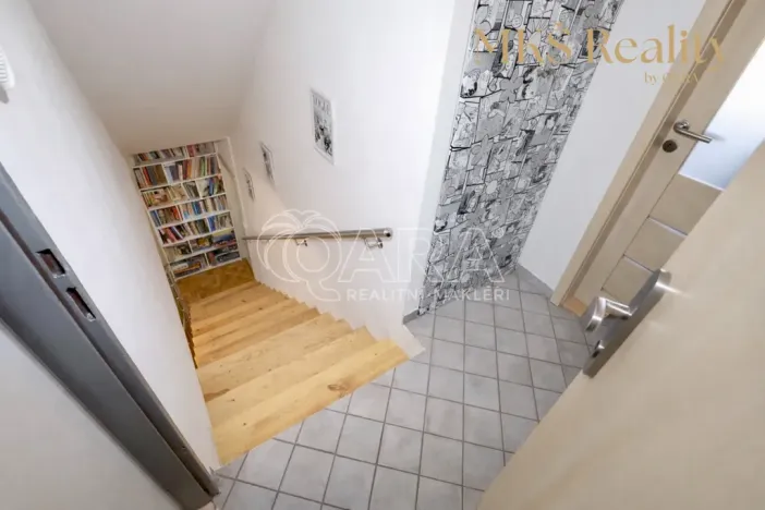 Prodej bytu 4+kk, Praha, V Štíhlách, 80 m2