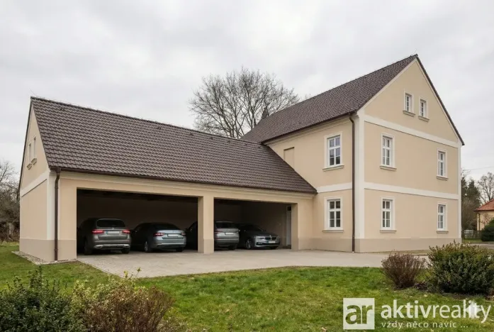 Prodej rodinného domu, Hostín u Vojkovic, 420 m2