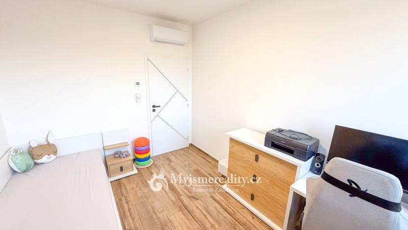 Prodej bytu 4+kk, Hluboké Mašůvky, 89 m2