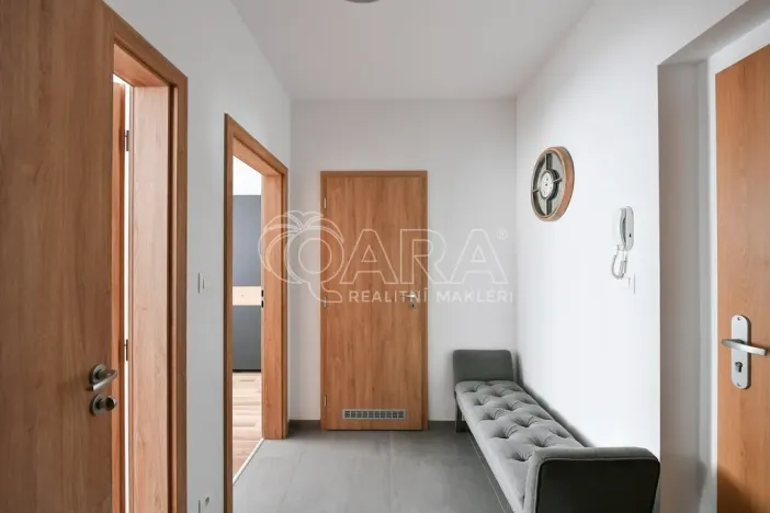 Pronájem bytu 2+kk, Praha - Uhříněves, Karla Guta, 58 m2