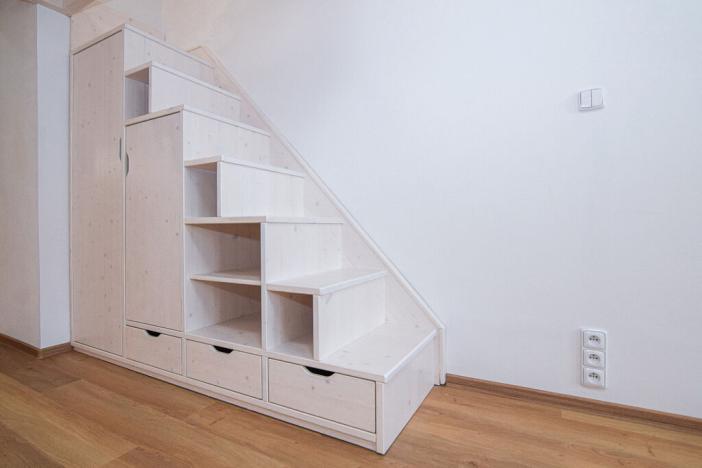 Pronájem bytu 1+kk, Praha - Hradčany, Keplerova, 39 m2