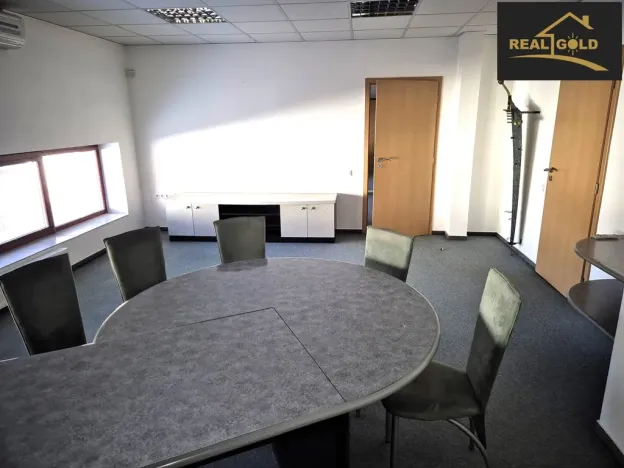 Pronájem kanceláře, Třebíč, Bráfova tř., 70 m2