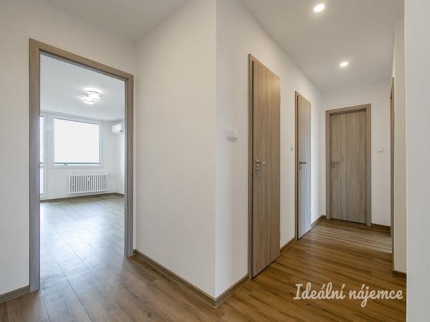 Pronájem bytu 3+kk, Praha - Prosek, Zárybská, 74 m2