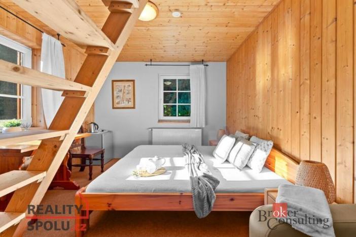 Prodej ubytování, Strážné, 650 m2