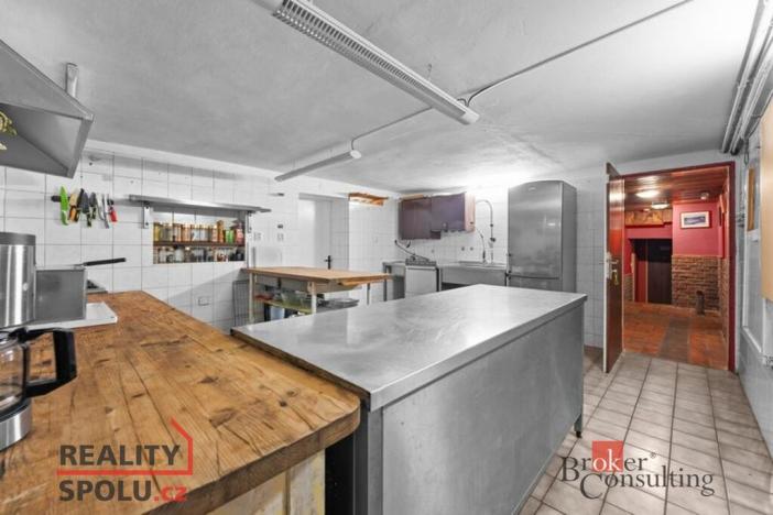 Prodej ubytování, Strážné, 650 m2