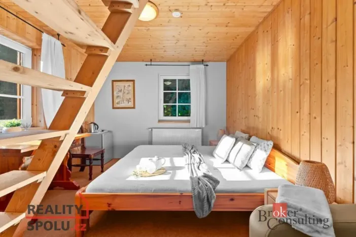 Prodej ubytování, Strážné, 650 m2
