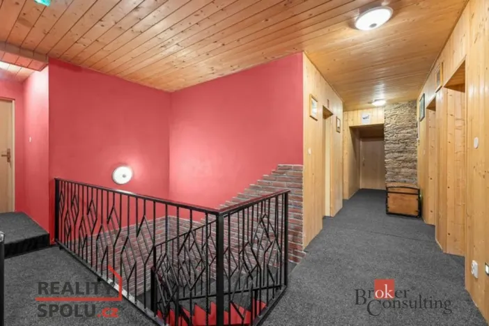 Prodej ubytování, Strážné, 650 m2