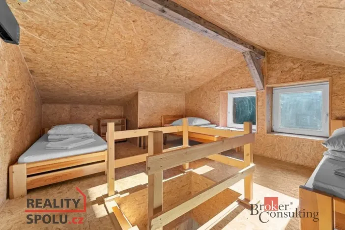 Prodej ubytování, Strážné, 650 m2