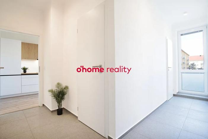 Pronájem bytu 2+1, Olomouc, Zeyerova, 63 m2